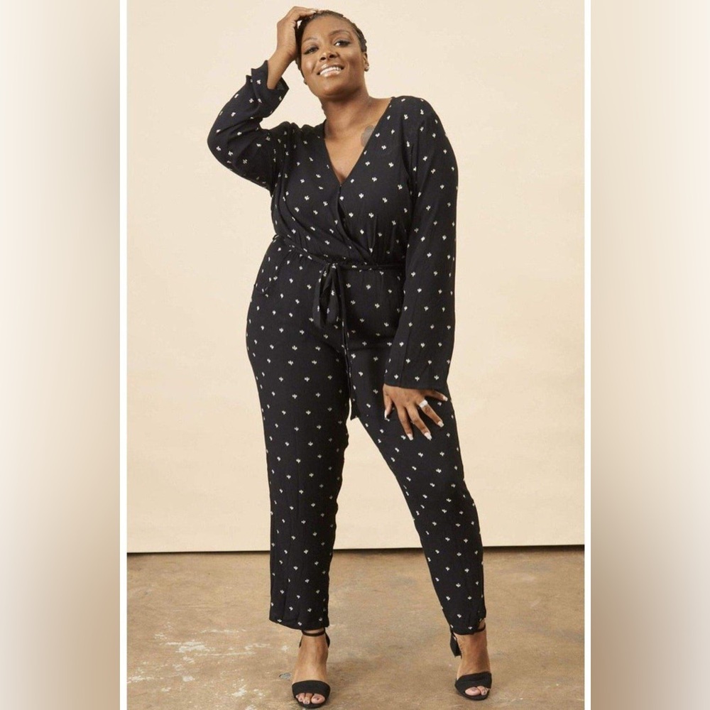 Symbology Clothing Baby Cacti Wrap Jumpsuit in Black & Ivory, women’s size XL